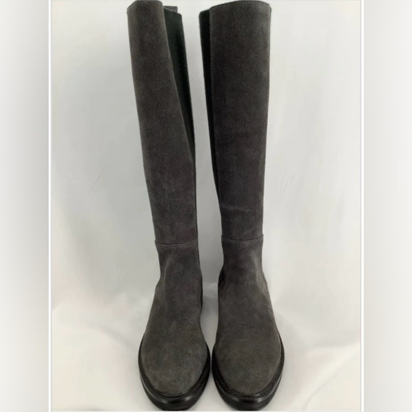 Donald J Pliner Boots size 8 - Picture 1 of 9